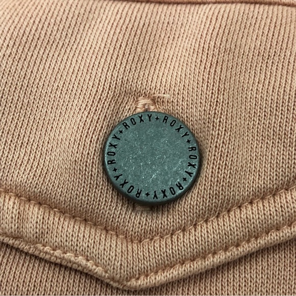 Roxy Snowboards Peach Pink Pocket Front Snap Button Up Hooded Jacket Womens XS. - Picture 3 of 7